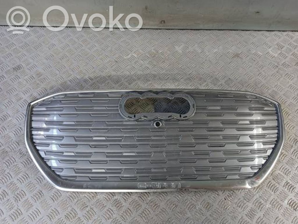 Audi Q4 Sportback e-tron Front bumper upper radiator grill 