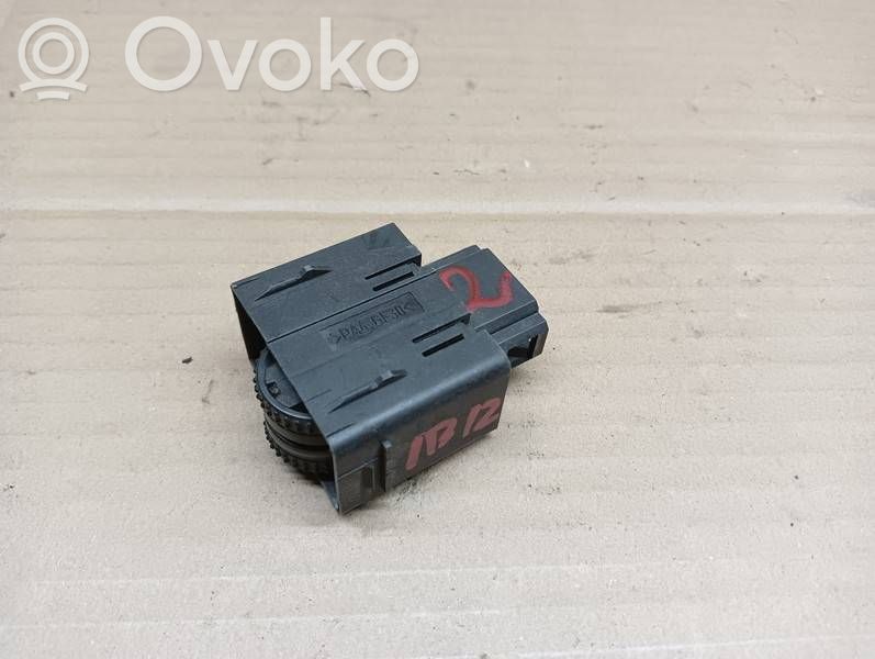 Seat Ibiza IV (6J,6P) Interruptor de luz 