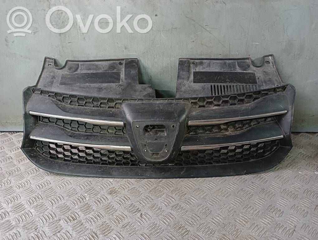 Dacia Sandero Atrapa chłodnicy / Grill 
