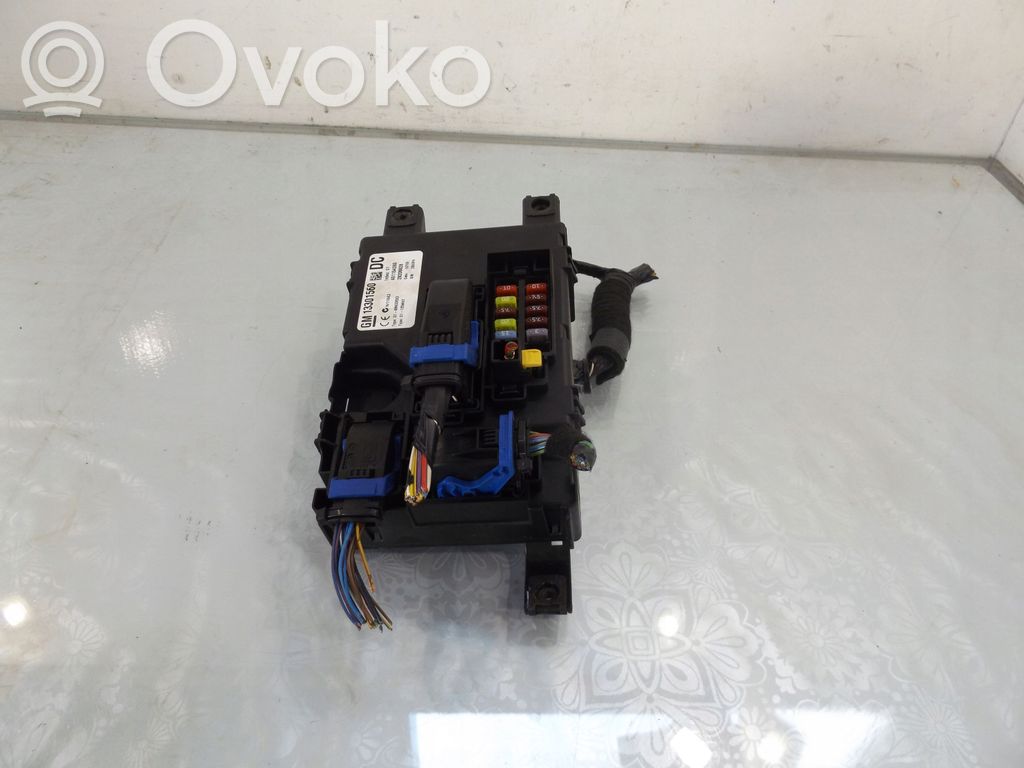 Opel Corsa D Fuse module 