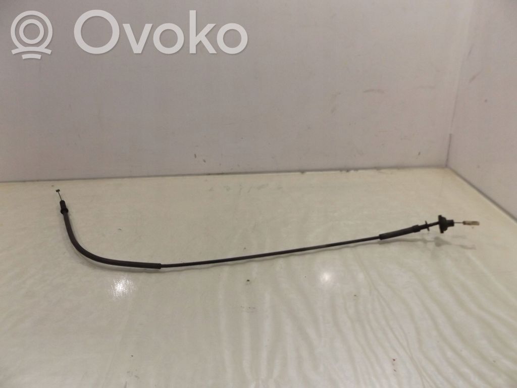 Throttle cable