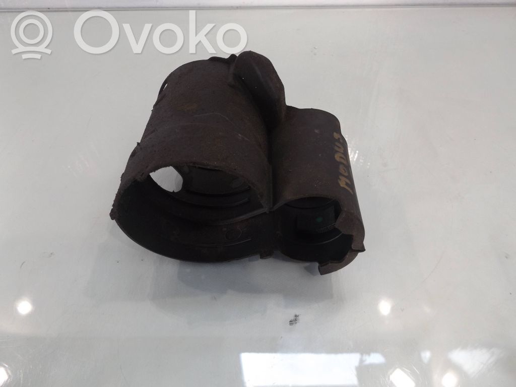 Engine mounting bracket   8200359455
