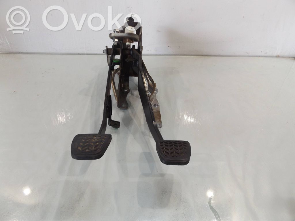 Toyota Aygo AB10 Conjunto de pedal 