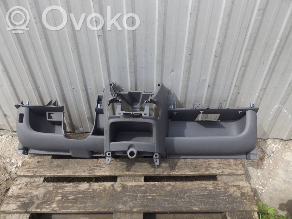 Toyota Aygo AB10 Panel de instrumentos 