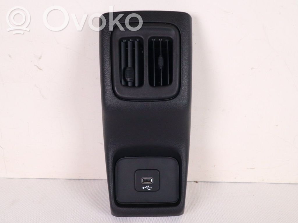 Gniazdo / Złącze USB   1206088466,1206088466