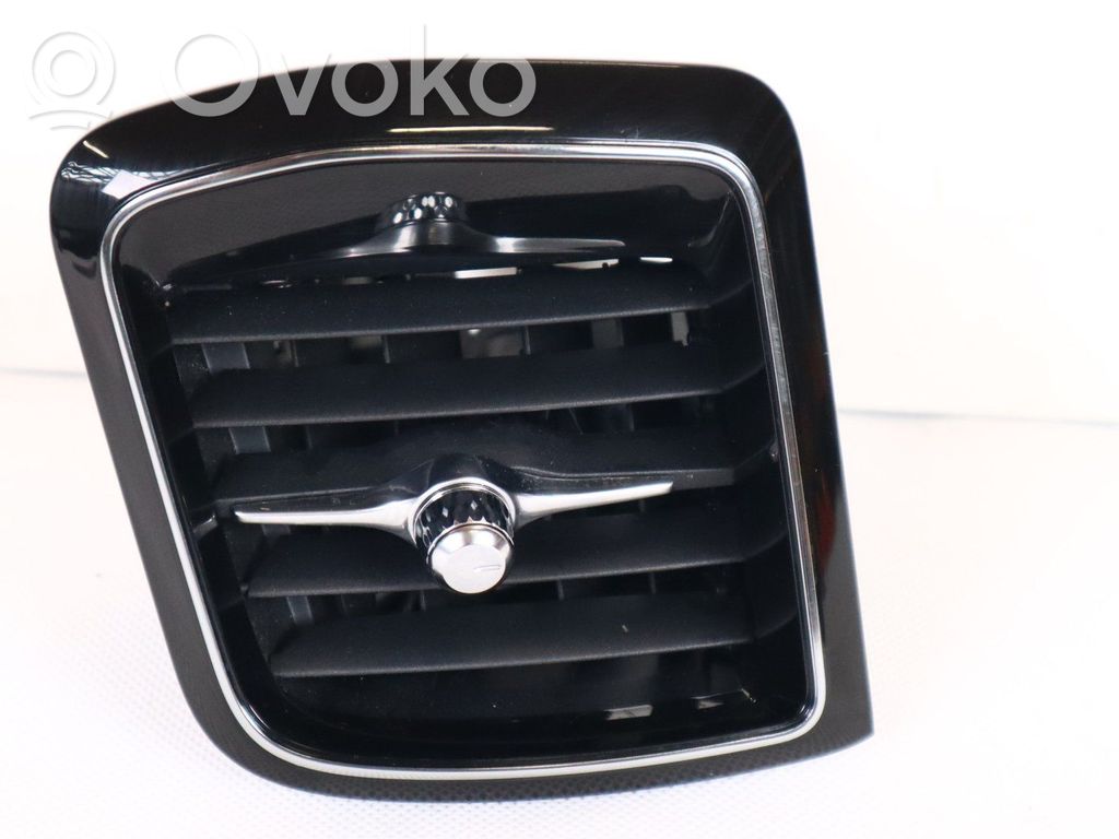 Volvo XC60 Grilă ventilație/ramă laterală bord 
