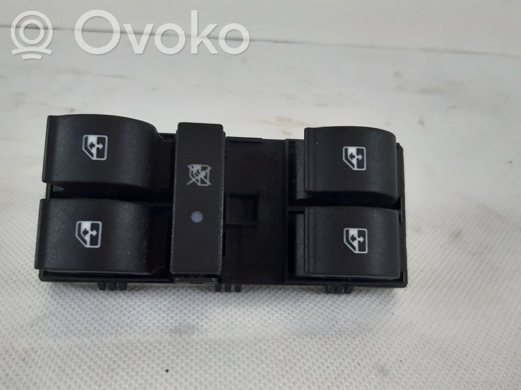 Fiat Tipo Przełącznik / Przycisk otwierania szyb 