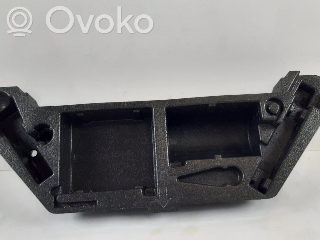 Volvo XC40 Spare wheel section trim 