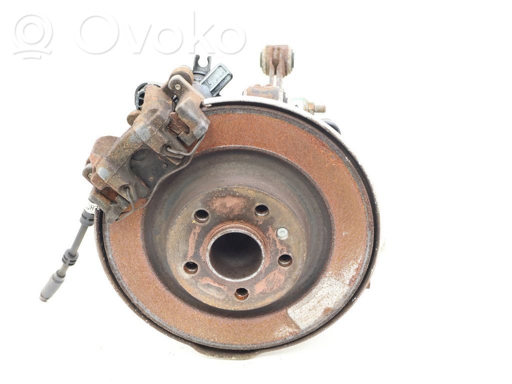 Volvo V60 Belka osi tylnej z reduktorem 