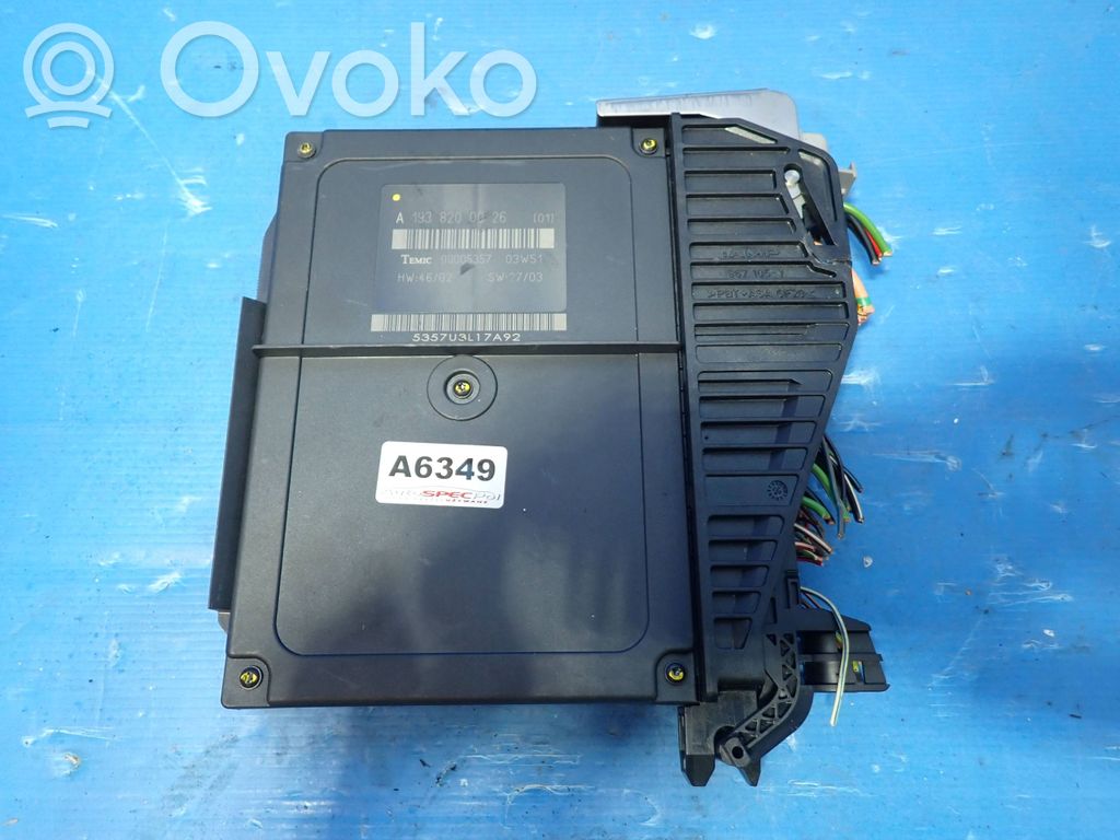 Chrysler Crossfire Central body control module 