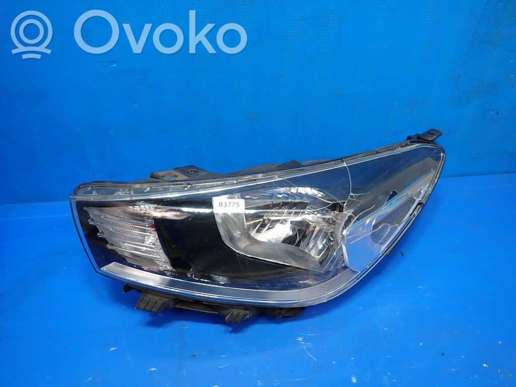 KIA Rio Headlight/headlamp 
