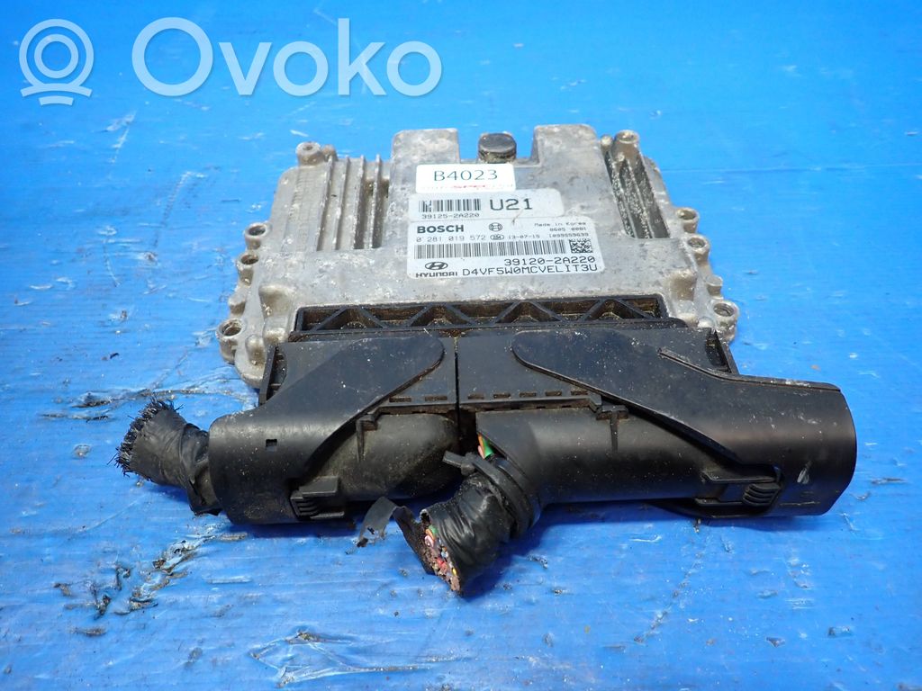Hyundai i40 Engine control unit/module 