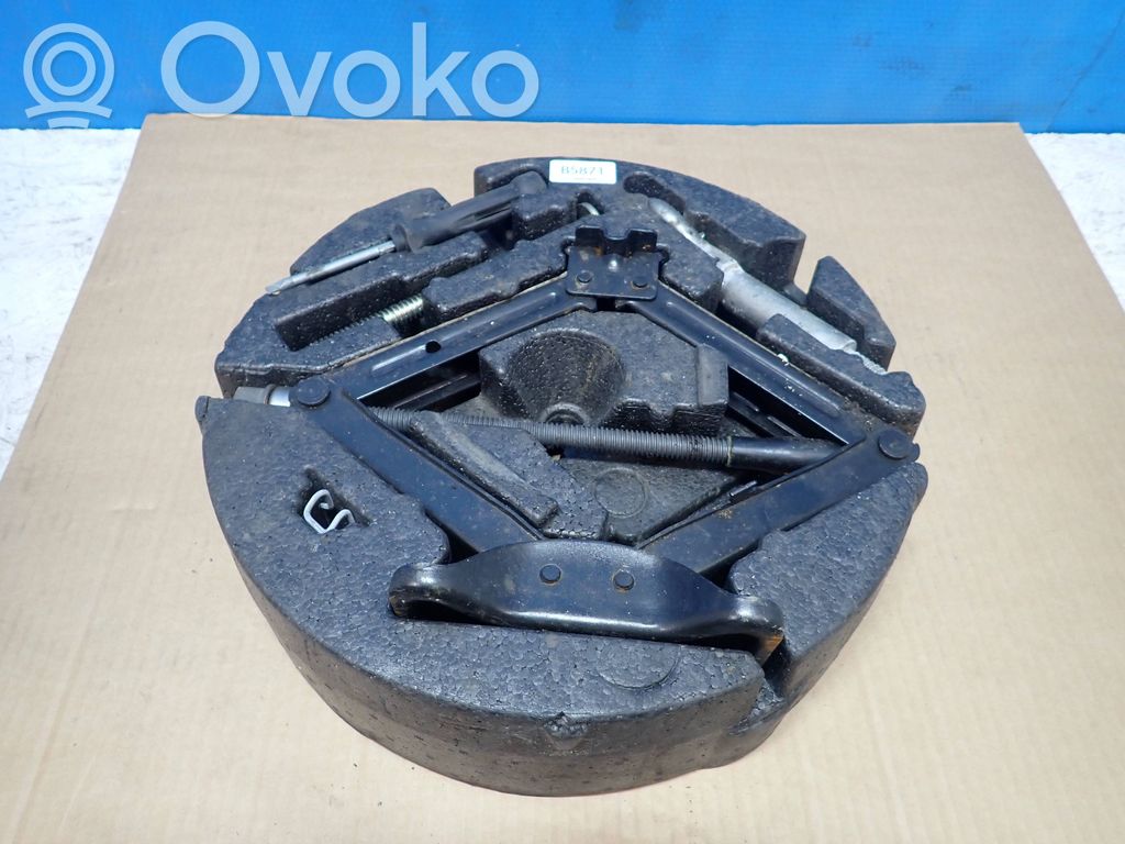 Opel Insignia A Tool set 