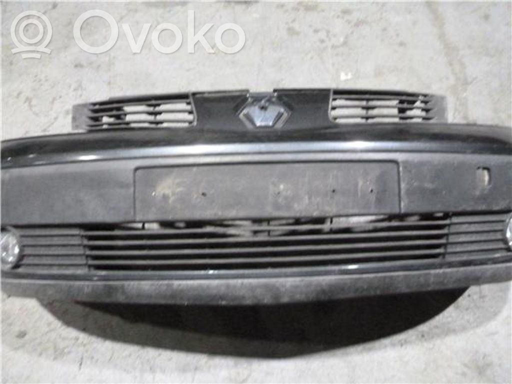 Renault Espace IV Parachoques delantero 