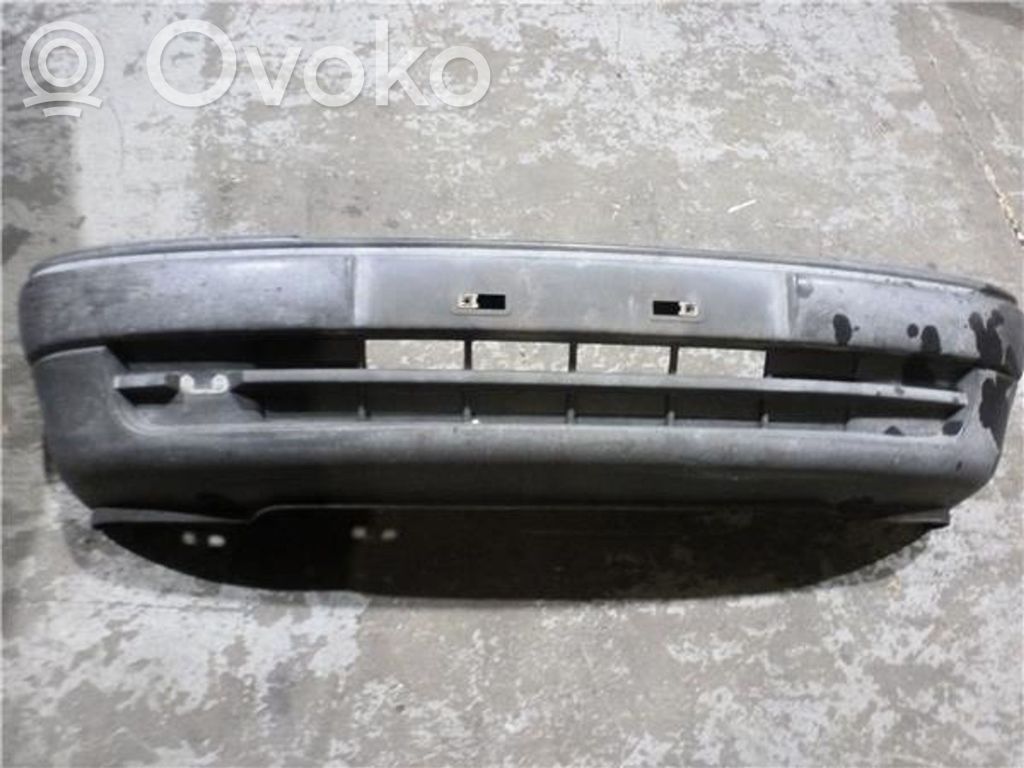 Opel Astra F Zderzak przedni 