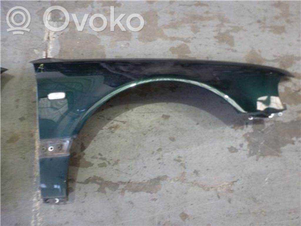 Audi A8 S8 D2 4D Priekinė arka 