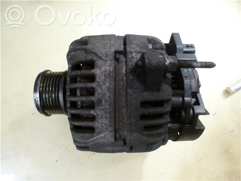 Renault Clio III Ģenerators 