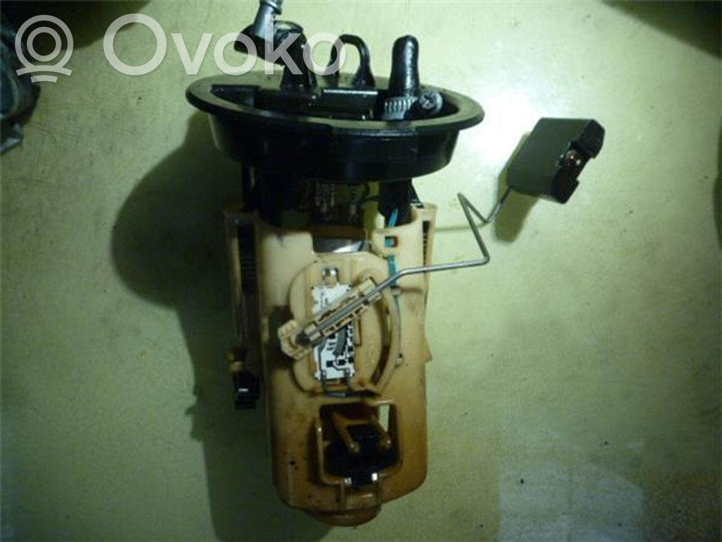 Bomba interna de combustible   228214002001,1183845