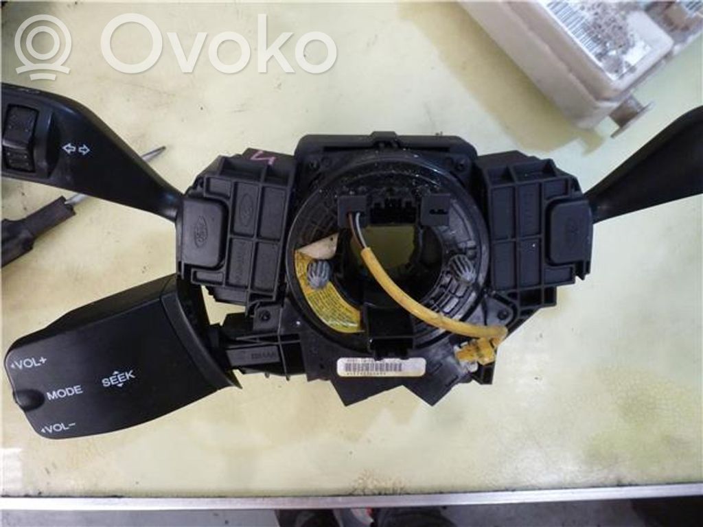 Multifunctional control switch/knob   4M5T14A664AB