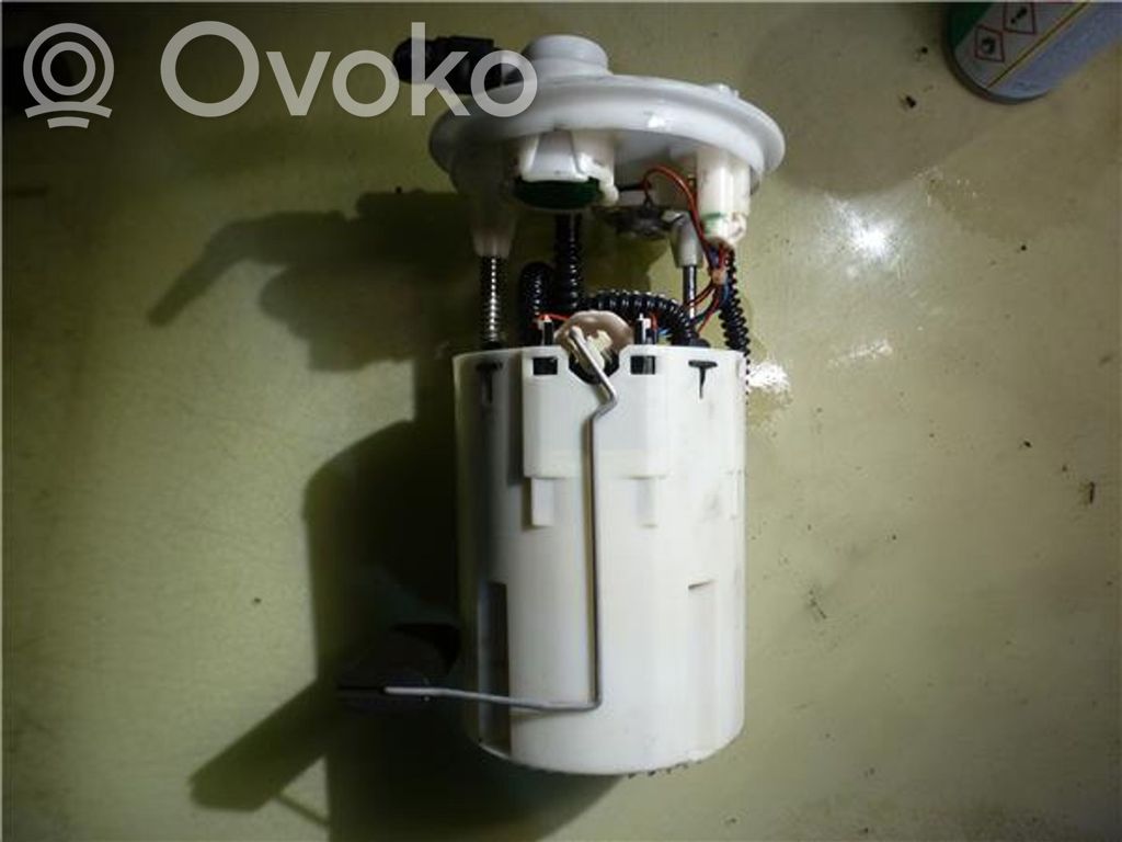 Toyota Corolla E120 E130 Bomba interna de combustible 