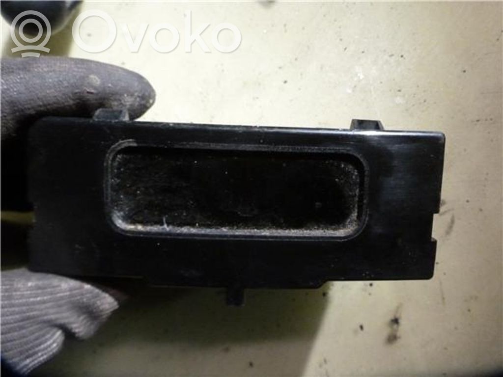 GPS navigation control unit/module   P7700436305A