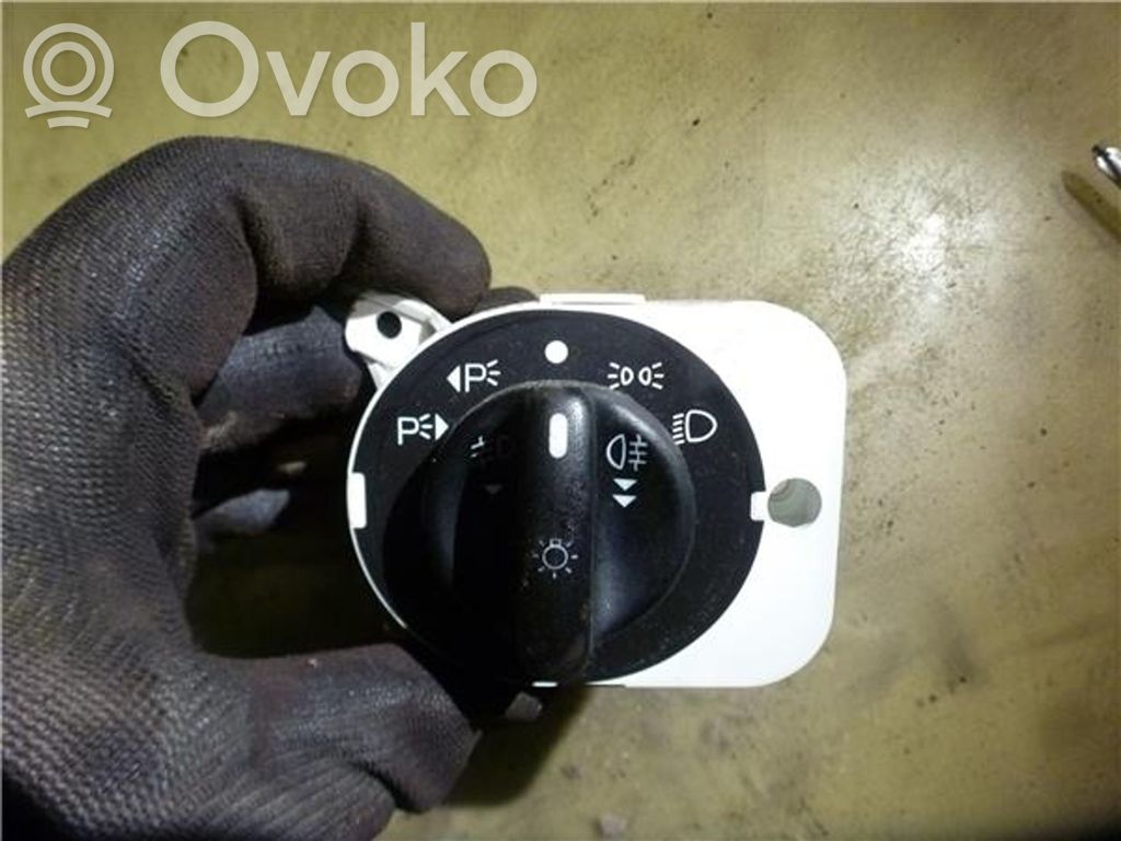 Ford Mondeo MK II Lichtschalter 