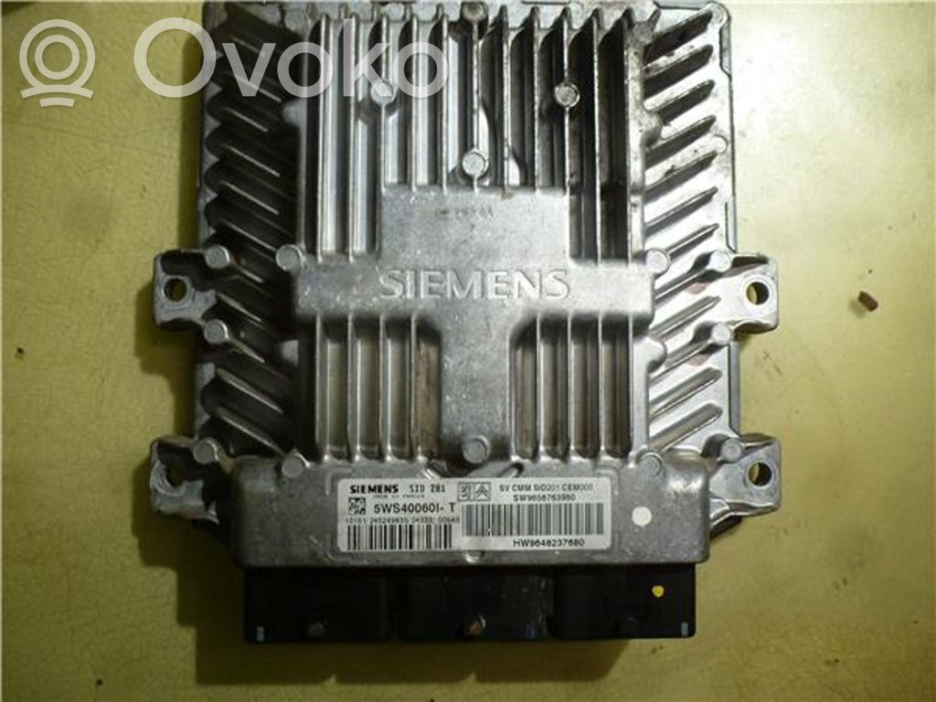 Engine control unit/module ECU   5WS40060L,SW9658763980
