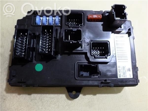 Peugeot 407 Fuse module 