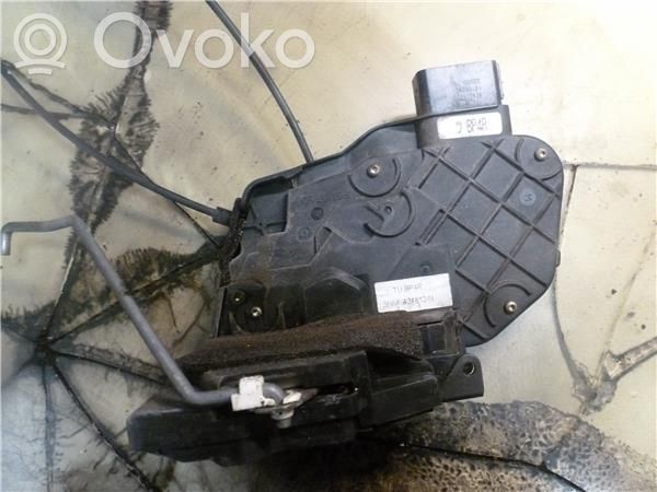 Mazda 3 I Etuoven lukko 