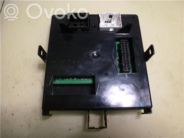 Renault Laguna II Motorsteuergerät ECU 