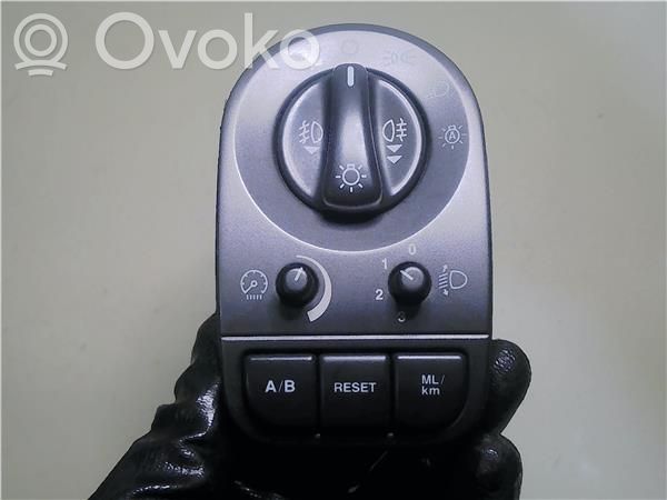 Jaguar X-Type Light switch 