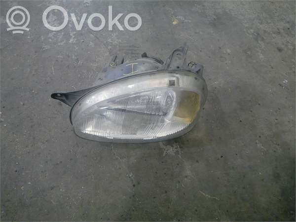 Opel Corsa B Phare frontale 