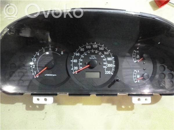 KIA Sephia Geschwindigkeitsmesser Cockpit 