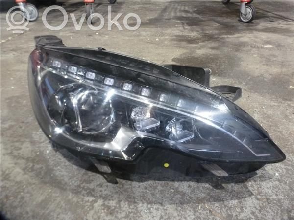 Peugeot 308 Headlight/headlamp 