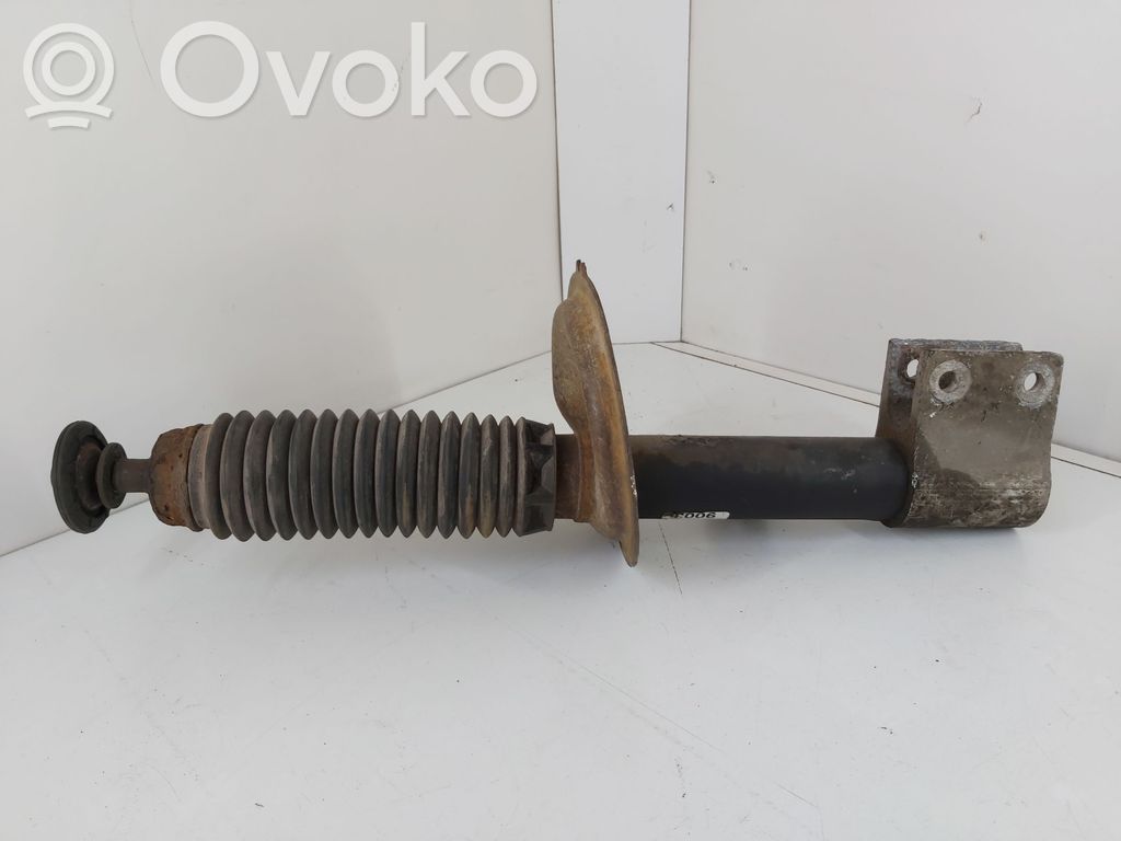 Peugeot 307 Priekšpusē amortizators 