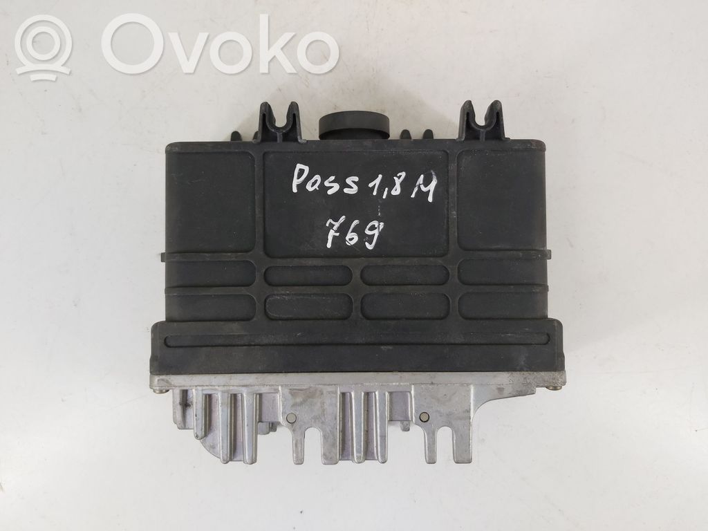 Volkswagen PASSAT B3 Engine control unit/module 