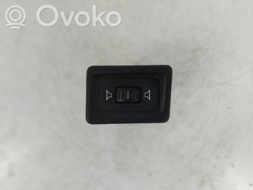Other switches/knobs/shifts   65121379048,1379048
