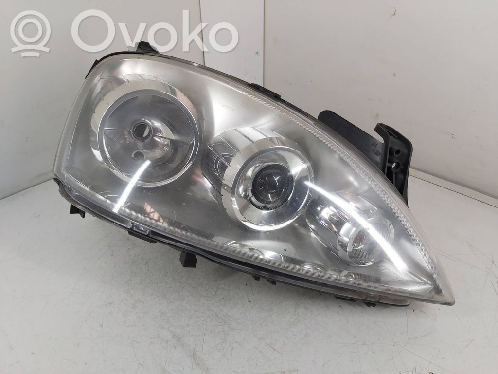 Opel Corsa C Lampa przednia 