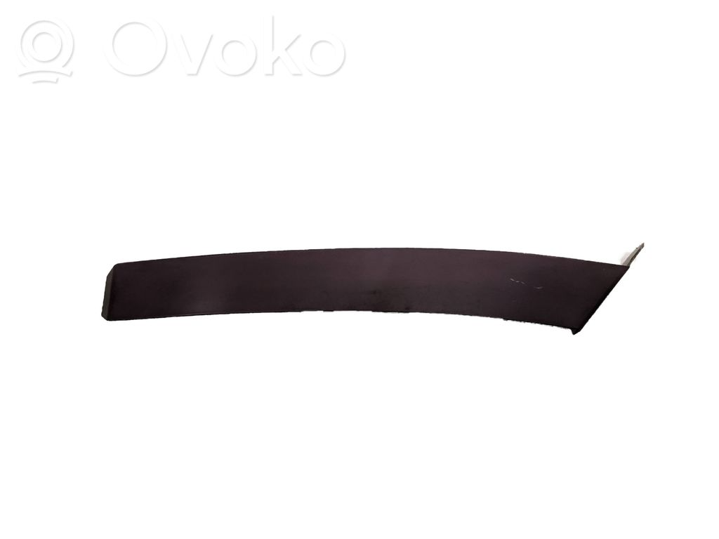 Opel Omega B1 Etupyöräkotelon koristelista 