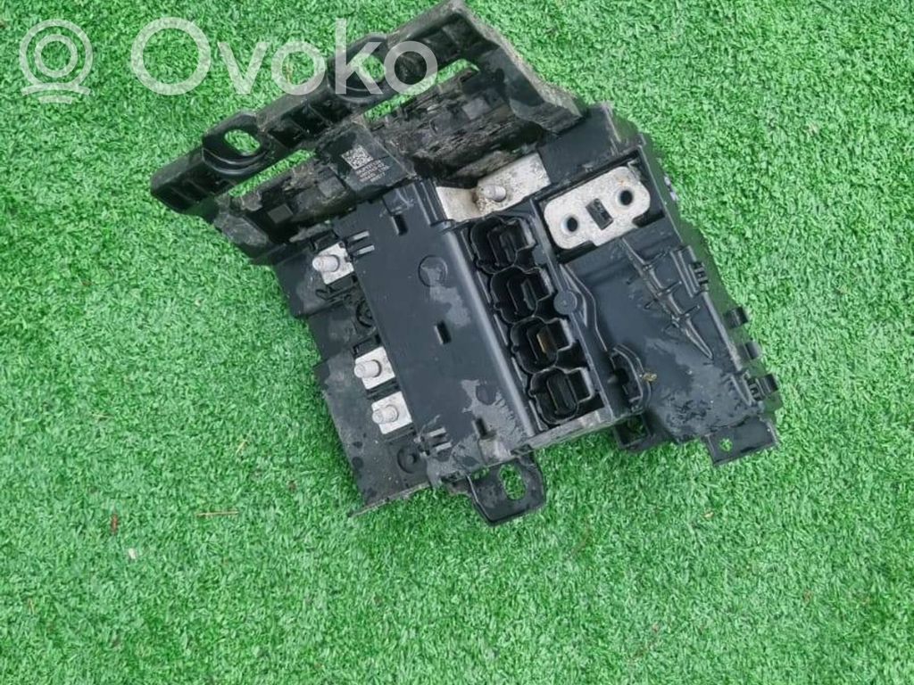 BMW 5 G30 G31 G38 Drošinātāju bloks 