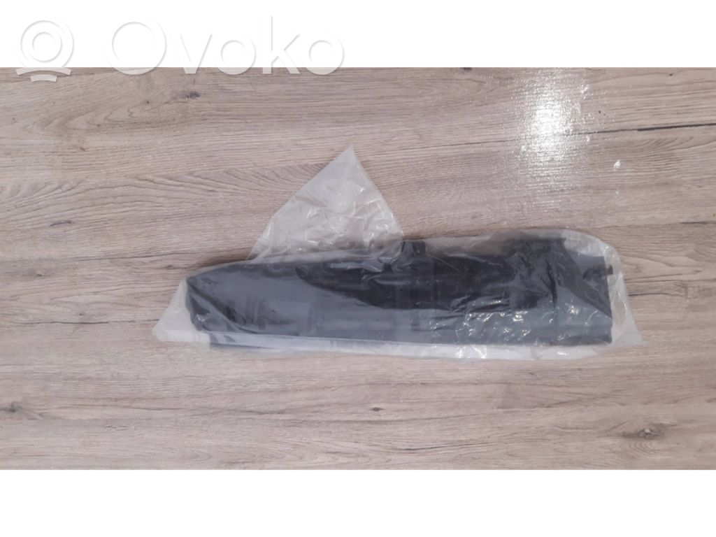 Radiator mount bracket   7524912