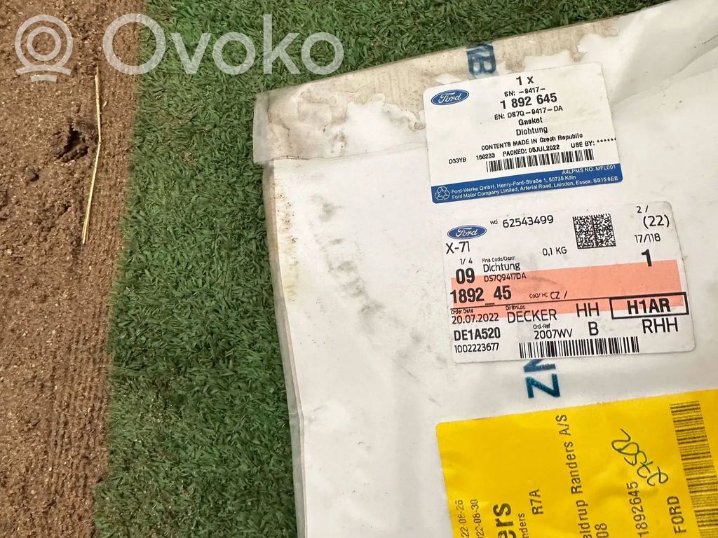 Ford Focus Alte piese compartiment motor 