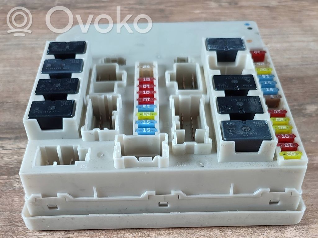 Renault Clio III Fuse box set 