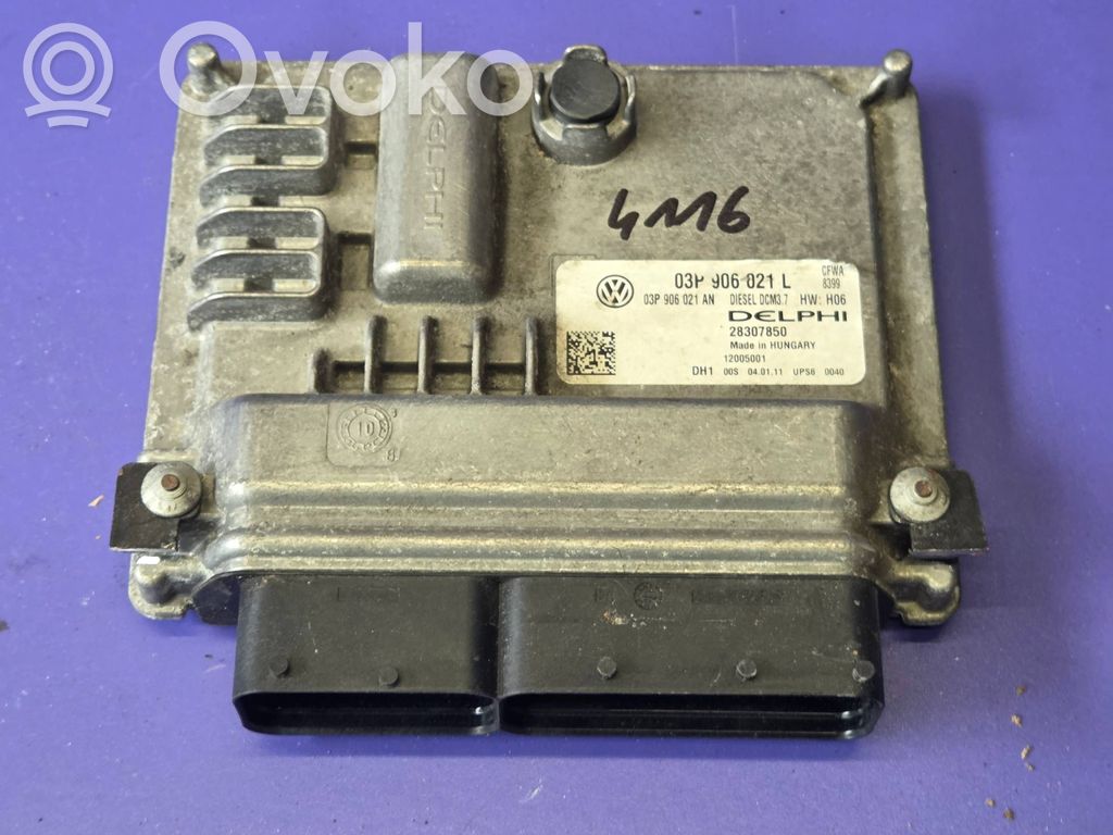 Skoda Fabia Mk2 (5J) Sterownik / Moduł ECU 