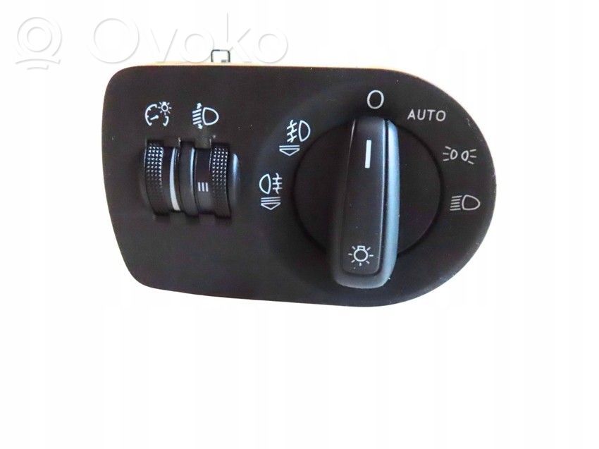 Audi Q3 8U Comutator lumini 