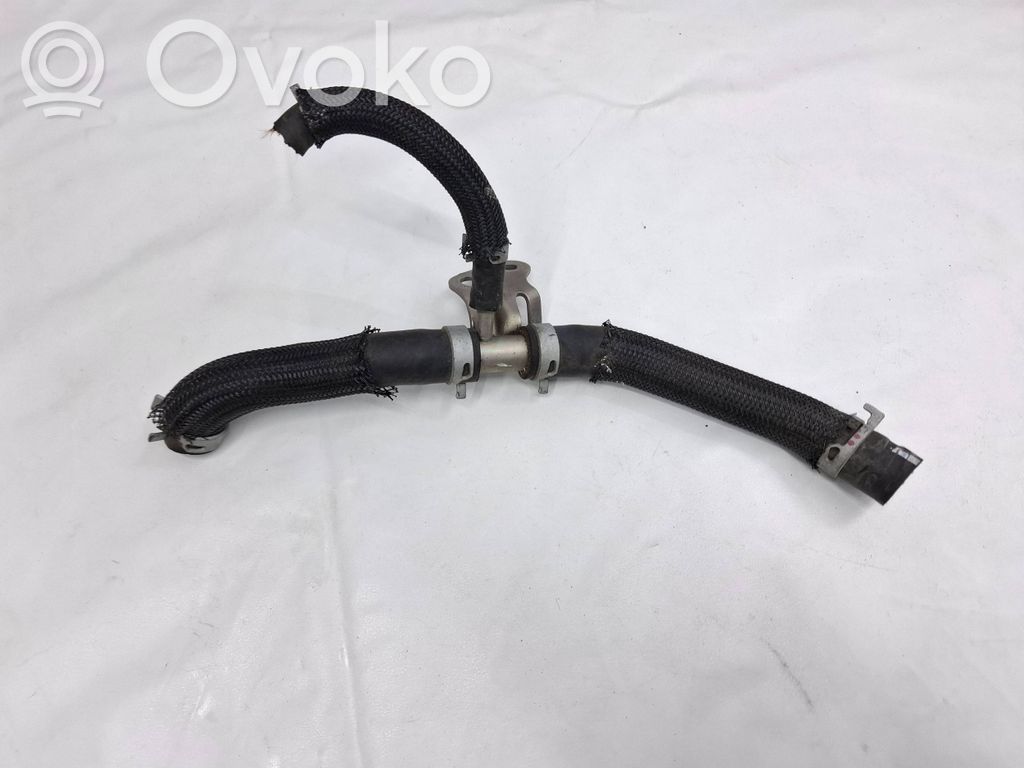 Toyota C-HR I Engine coolant pipe/hose 