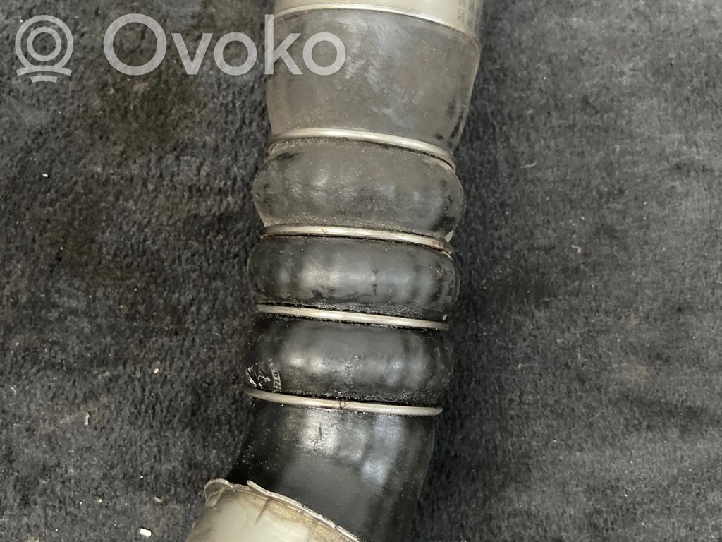 Intercooler hose/pipe   14138