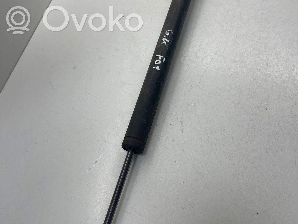 Ogranicznik drzwi tylnych   7177647,146190,00140174