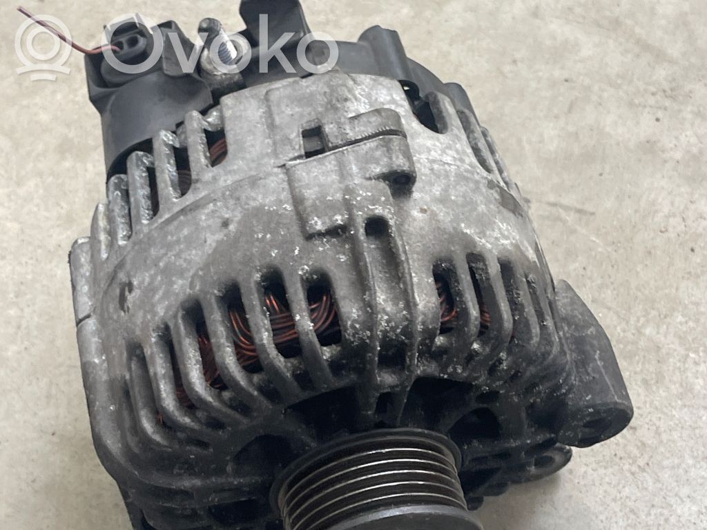 BMW 3 E92 E93 Ģenerators 