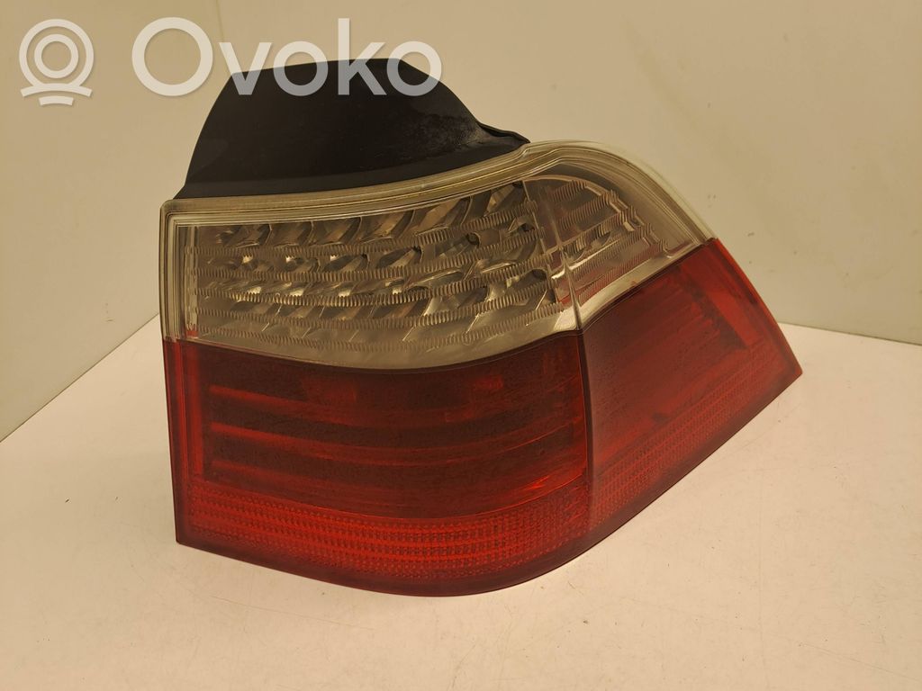 Luz trasera/de freno   63217177694,2VA00942602